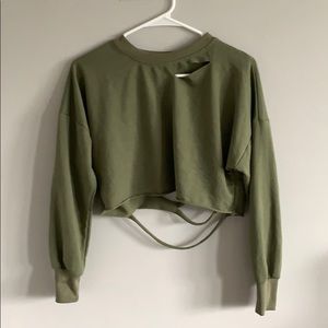 Cute green crop top.